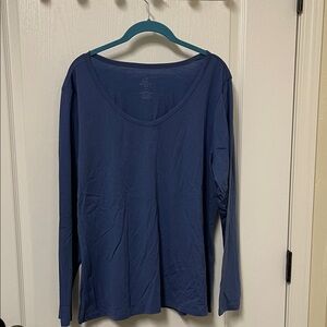 Women's Long Sleeve Blue Top